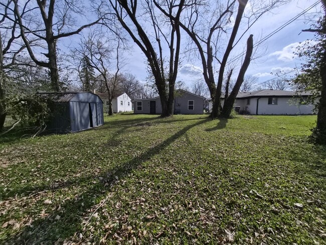 Building Photo - 3922 N Butler Ave