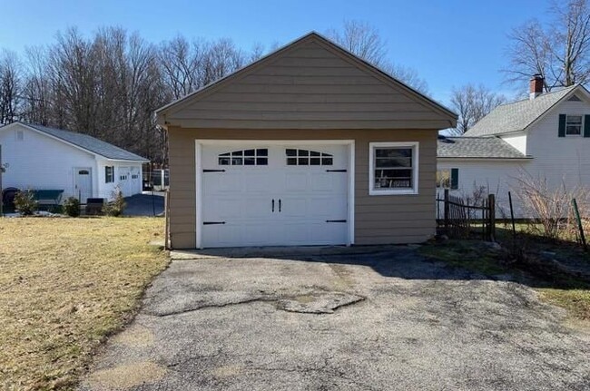 Building Photo - 107 Fillmore St