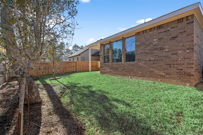 Building Photo - 412 Northern Pike Dr