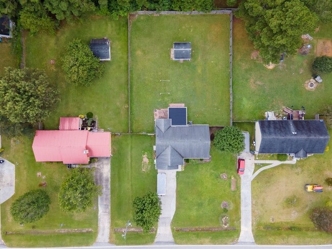 Building Photo - 295 Riggs Rd