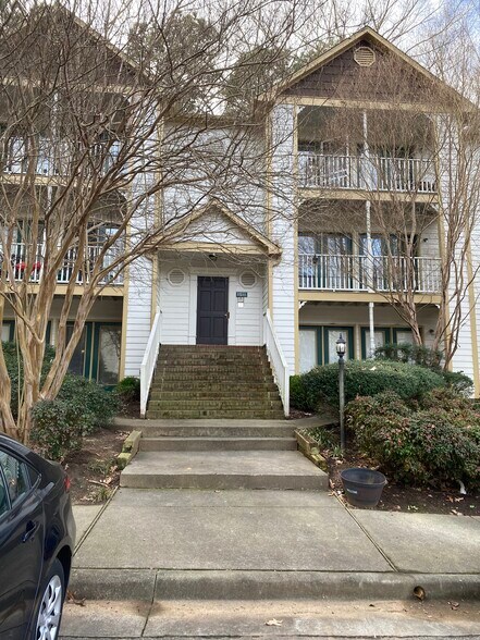 Building Photo - 1511 Creekwood Ct