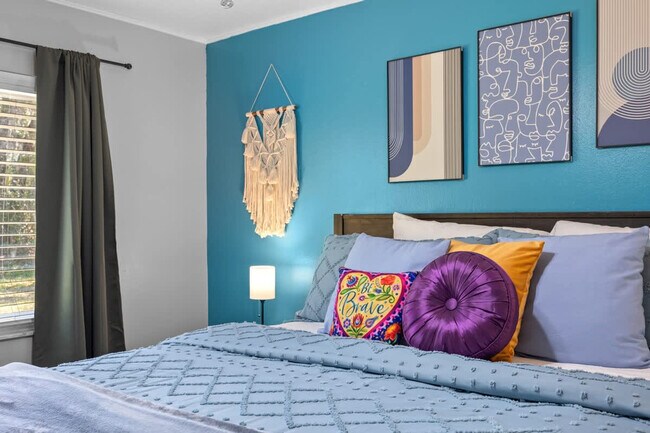 Building Photo - 12009 Florida Woods Ln