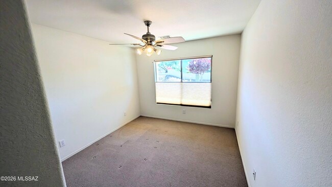 Building Photo - 39544 S Winding Trail Dr