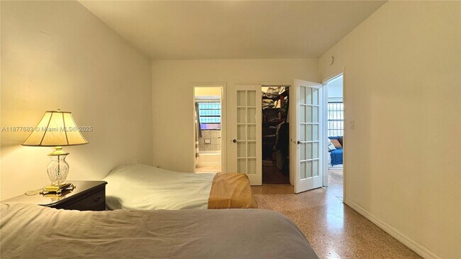 Building Photo - 2243 Calais Dr