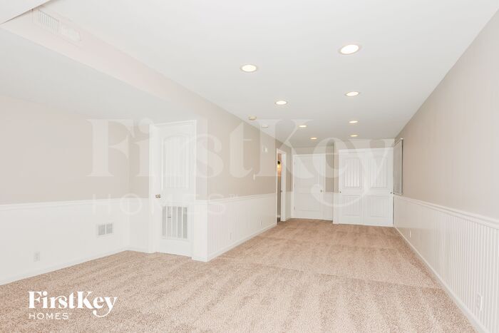 Building Photo - 3528 Barter St