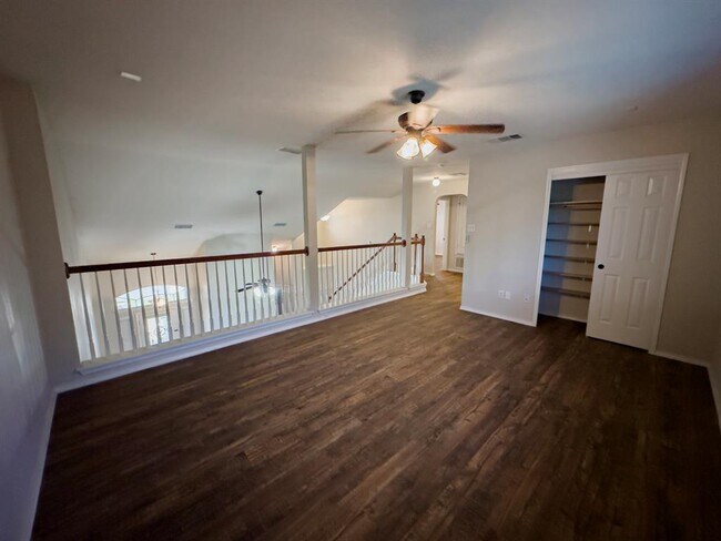 Building Photo - 320 Peanut Dr