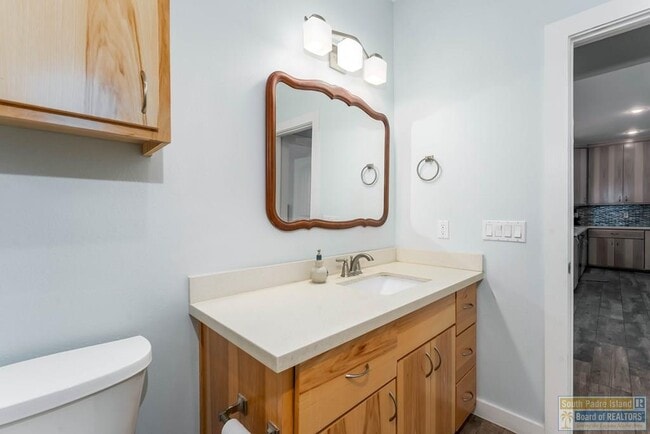 Building Photo - 133 Oleander Dr