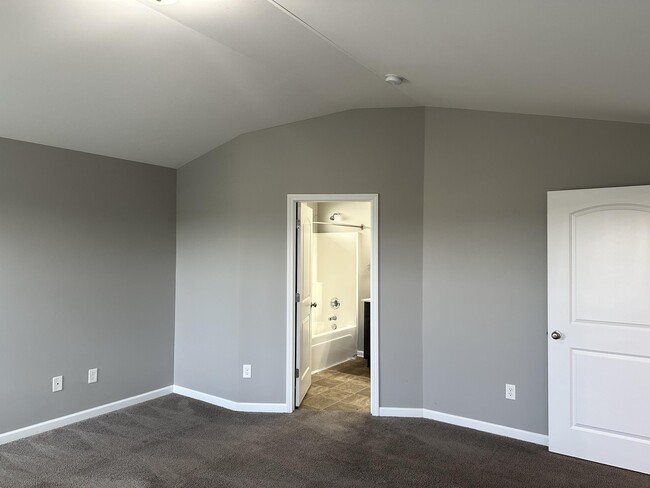 Building Photo - 2605 Hailey Rose Way