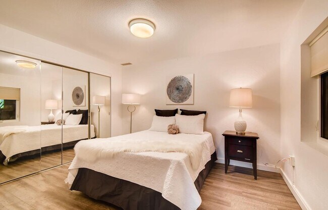 Building Photo - 2702 6th St