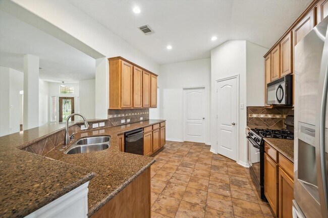 Building Photo - 6949 Hamilton Falls Ln