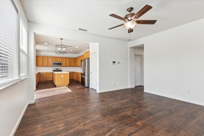 Building Photo - 5409 Banfield Dr