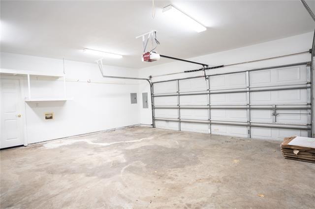 Building Photo - 250 Timberleaf Dr