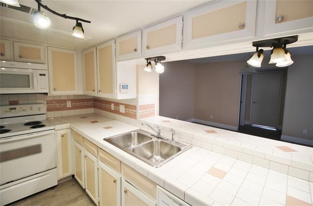 Building Photo - 6110 Spyglass Ln