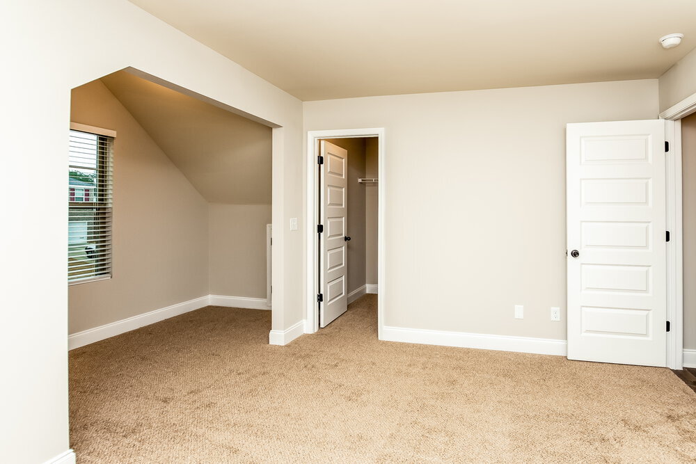 Building Photo - 1161 Pebble Ridge Dr