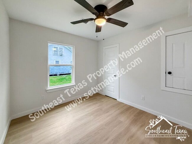 Building Photo - 6371 Terrell St