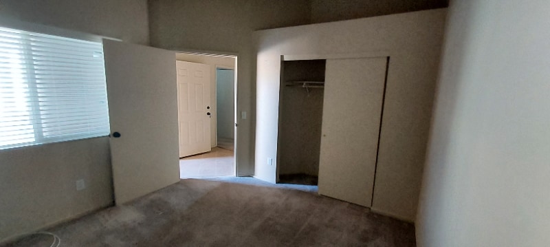 Building Photo - 7427 E 39th Pl