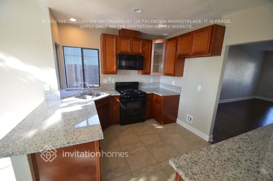 Building Photo - 3648 Rollins Way