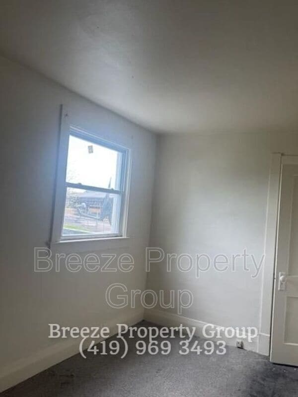 Building Photo - 228 Langdon St
