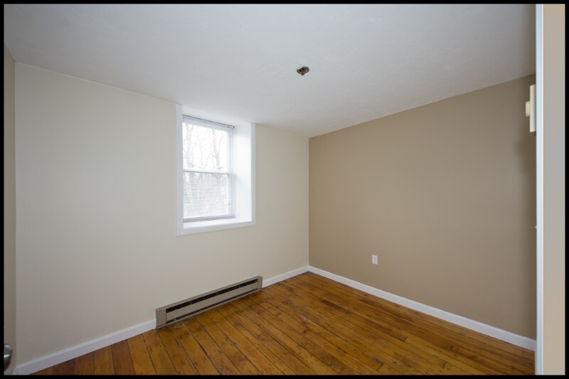 Building Photo - 3 Cook St