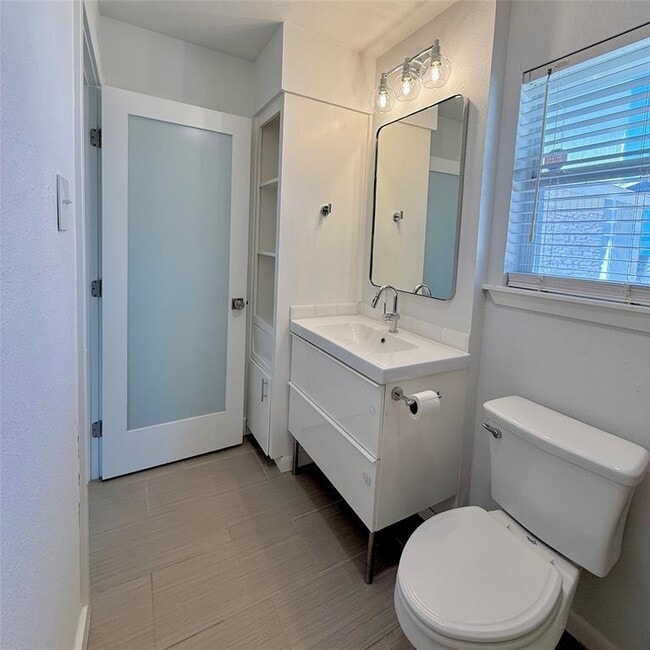 Building Photo - 8505 Spearman Dr