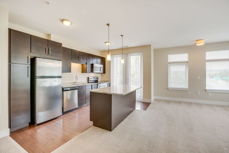 Building Photo - 223 Concord Tpke