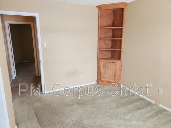 Building Photo - 6702 Everhart Rd