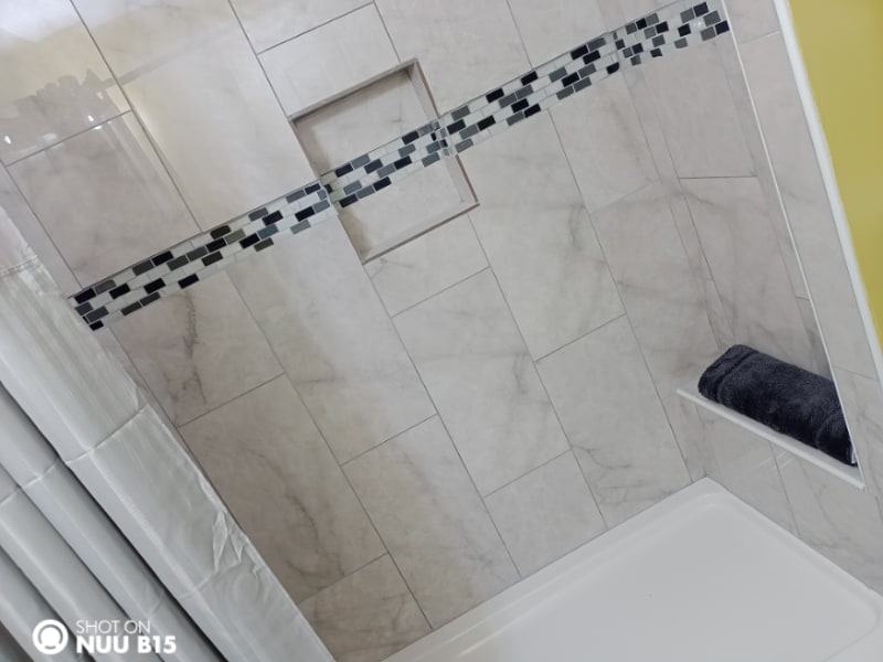 Building Photo - 308 Lowrance Ave