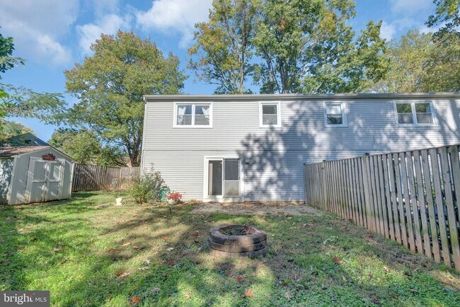 Building Photo - 281 Ternwing Dr