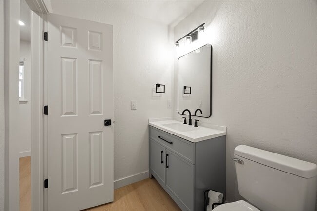 Building Photo - 2007 Sycamore Pl