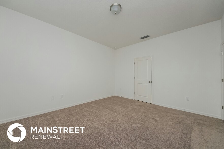 Building Photo - 146 Hidden Lk Lp