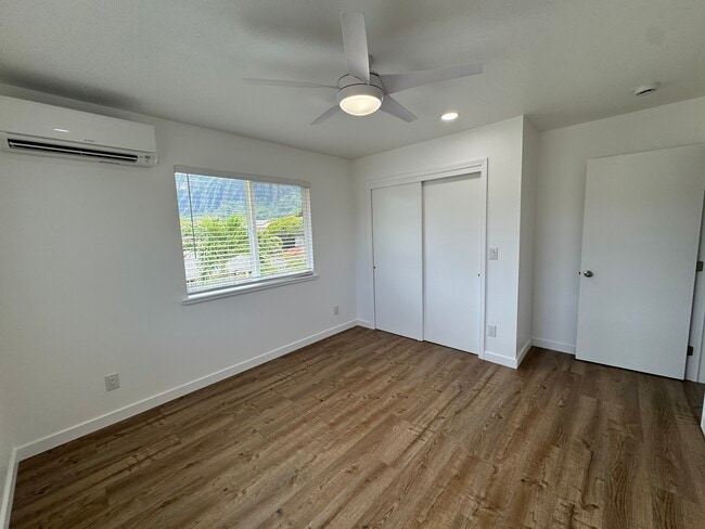 Building Photo - 45-669 Waiawi St