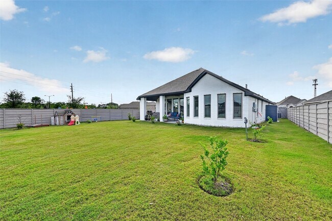 Building Photo - 4731 Cedar Butte Ln