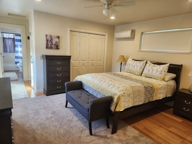 Building Photo - Furnished Two Bedroom Apartment on 27 Acre...