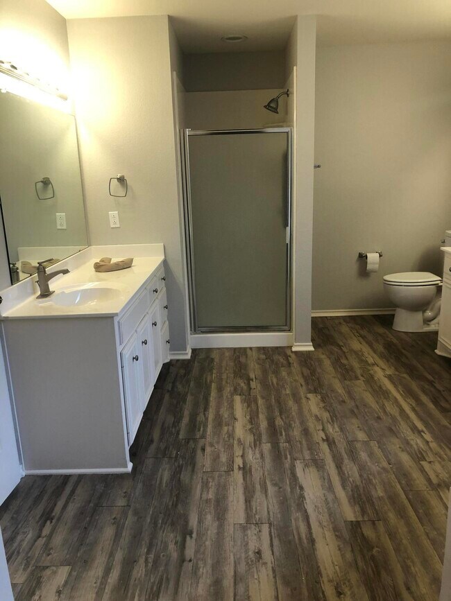 Building Photo - 7528 84th St