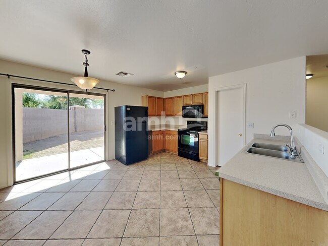 Building Photo - 15104 N 156th Ln