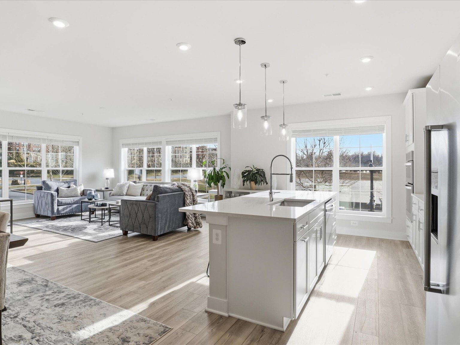 Building Photo - 106 Saint Ives Pl