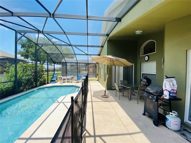 Building Photo - 8544 Sunrise Key Dr