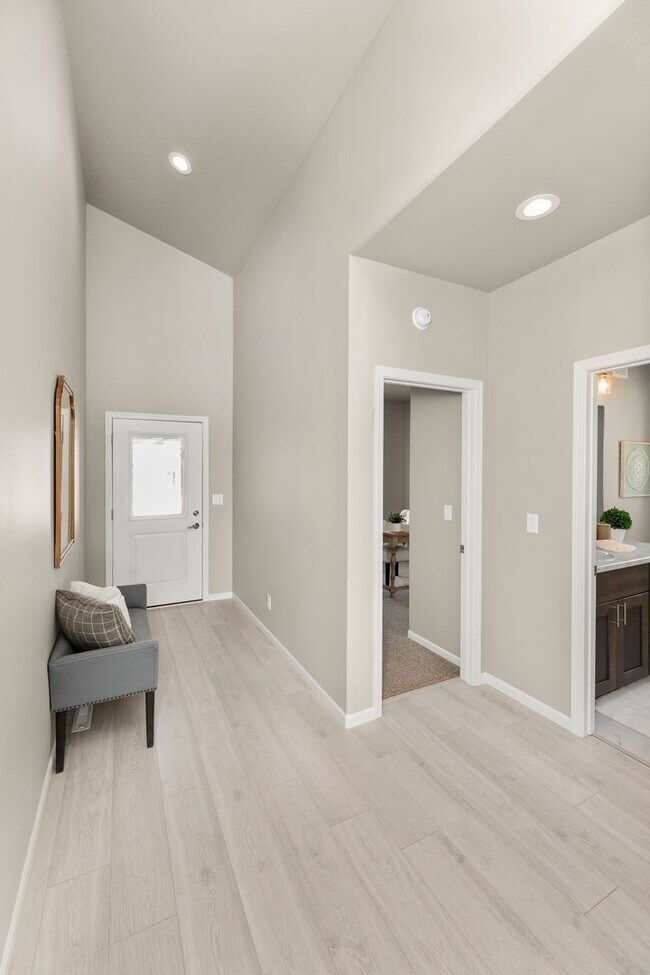 Building Photo - 4-bedroom, 3-bathroom West Fargo Single-Family Home w/ 2 Stall Garage