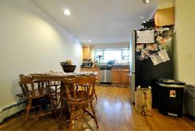 Building Photo - Renovated Brookline 3 Bed/2 Bath Duplex in Washington Square on Addington Rd.  Sept 1st, NO FEE