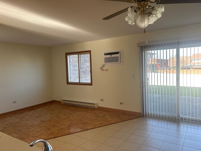 Building Photo - 626 Terry Ct