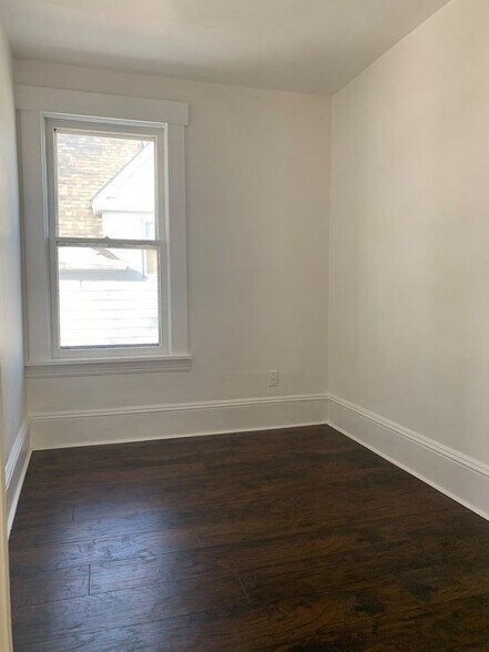 Bedroom 1 - 4023 woburn ave