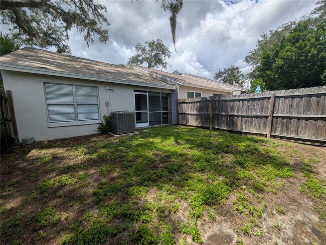 Building Photo - 1130 Dover Ct