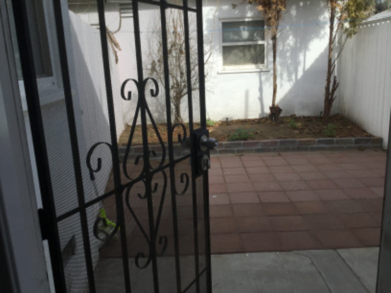 Building Photo - 20957 Community St