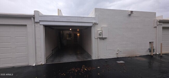 Building Photo - 7744 E Camelback Rd