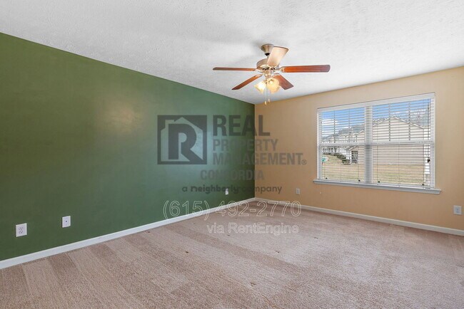 Building Photo - 1702 Sprucedale Dr