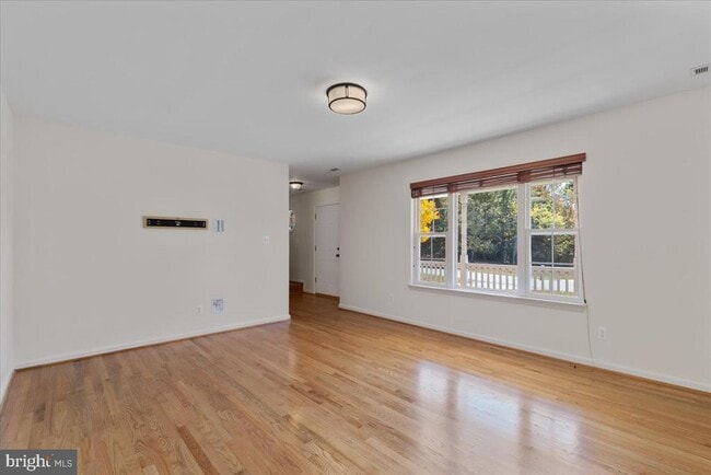 Building Photo - 710 Miriam Ln