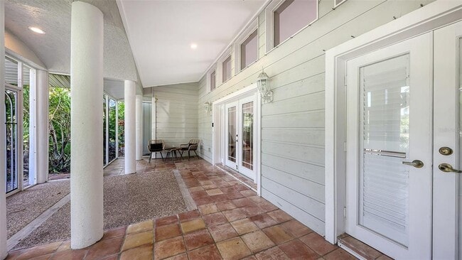 Building Photo - 4935 Riverwood Ave