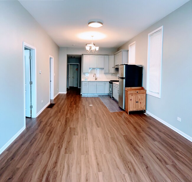 Building Photo - 3553 S Damen Ave