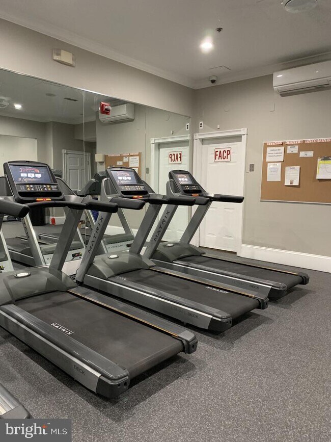 Building Photo - 1600 Spring Gate Dr.