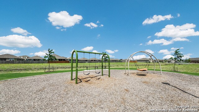 Building Photo - 533 Moonvine Way